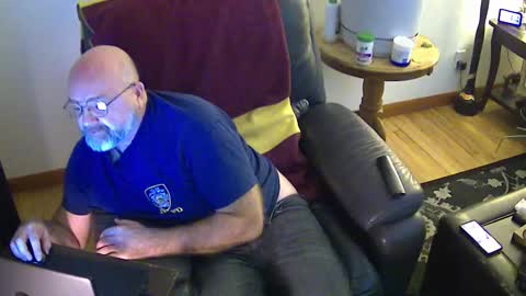 Buck online show from February 2025 01:52:02 AM