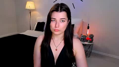 Snapshot of buckssbunny chatting on June 2026 12:26:01 PM Ari online show from June 2026 12:26:01 PM