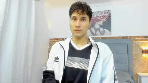 Snapshot of buddy_whitte chatting on February 2025 11:25:02 AM Buddy Whitte online show from February 2025 11:25:02 AM