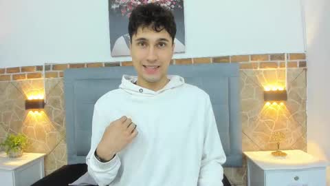 Snapshot of buddy_whitte chatting on March 2025 11:22:02 AM Buddy Whitte online show from March 2025 11:22:02 AM