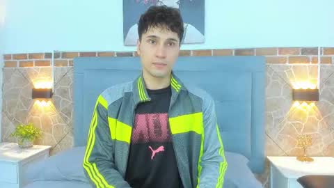 Snapshot of buddy_whitte chatting on March 2025 11:25:02 AM Buddy Whitte online show from March 2025 11:25:02 AM