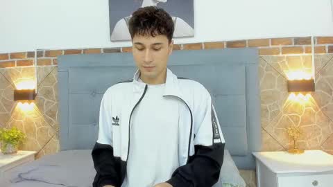 Snapshot of buddy_whitte chatting on March 2025 11:42:02 AM Buddy Whitte online show from March 2025 11:42:02 AM