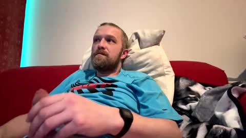 budgie1095 online show from January 2025 09:20:01 PM