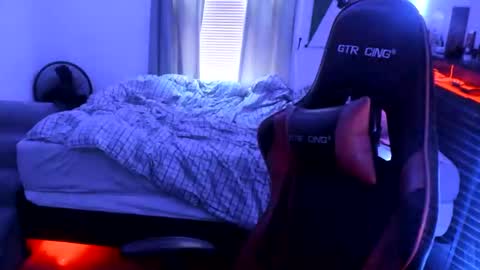 buffsexyman24 online show from March 2025 12:26:02 PM