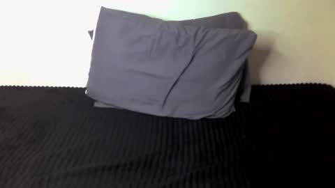 Snapshot of buffy_gall chatting on November 2025 12:15:02 PM Baby buffy online show from November 2025 12:15:02 PM