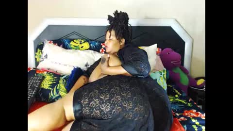 bulkyyass4u online show from November 2025 06:50:01 AM