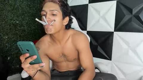 bull_cam online show from December 2025 03:55:01 AM