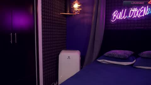 Bunny and The Rock online show from March 2026 09:31:01 PM