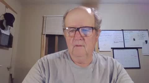 Snapshot of bullfrogg5050 chatting on September 2025 12:07:02 PM bullfrogg5050 online show from September 2025 12:07:02 PM