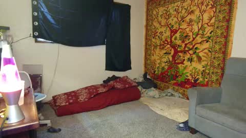 Snapshot of bun_twunk chatting on November 2025 04:56:01 PM Shane online show from November 2025 04:56:01 PM