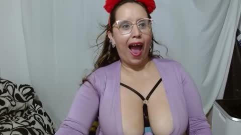 bunniosito online show from October 2025 02:48:02 AM