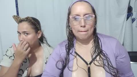 bunniosito online show from November 2025 01:38:02 AM