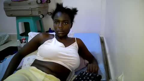 Snapshot of bunny_bliss1 chatting on July 2026 02:35:02 AM bunny_bliss1 online show from July 2026 02:35:02 AM