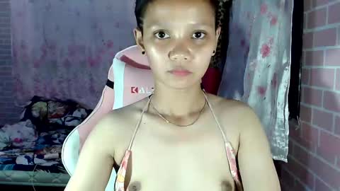 Snapshot of bunny_flower18 chatting on January 2025 10:42:02 AM bunny_flower18 online show from January 2025 10:42:02 AM