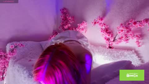 Kira online show from February 2026 02:33:01 PM