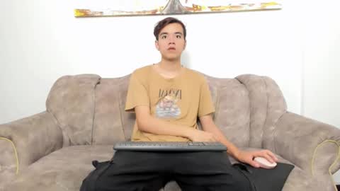 bunny online show from November 2025 12:16:02 PM