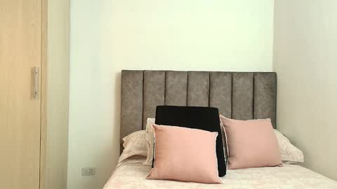 Carolina online show from February 2026 03:56:01 AM