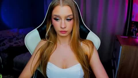 Snapshot of bunny_wetty chatting on October 2025 09:56:01 PM ruslana online show from October 2025 09:56:01 PM