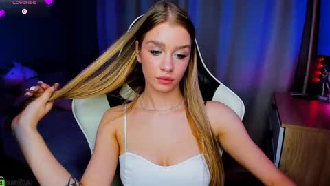 Snapshot of bunny_wetty chatting on October 2025 08:16:02 PM ruslana online show from October 2025 08:16:02 PM