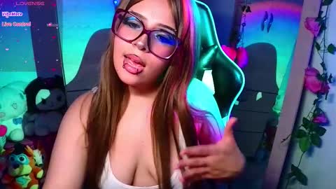 bunnylilith_ online show from November 2025 01:15:01 AM