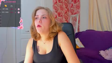 Snapshot of bunnyshows chatting on October 2025 03:58:02 AM BunnyShows online show from October 2025 03:58:02 AM