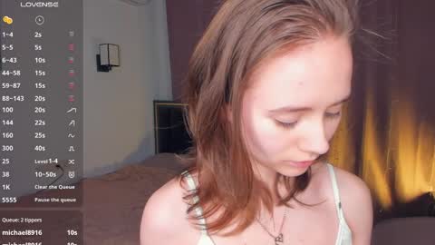 Lizy online show from April 2026 07:55:02 PM