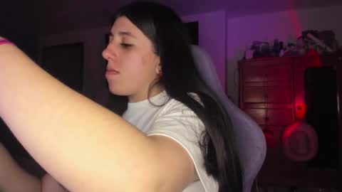 Snapshot of bunnyy09 chatting on November 2025 03:12:01 AM Jess online show from November 2025 03:12:01 AM