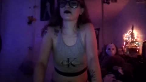 BUNNYAMORE online show from November 2025 04:57:01 AM