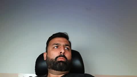 Hairy Arabian online show from February 2025 07:05:01 PM