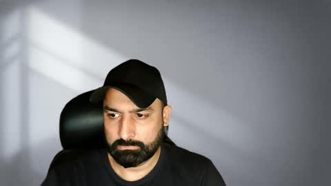 Hairy Arabian online show from September 2025 04:14:02 AM