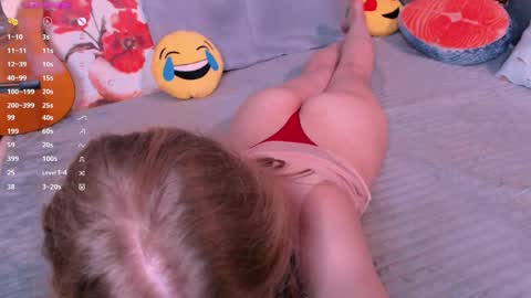 burning_g1rl online show from April 2026 05:46:01 PM