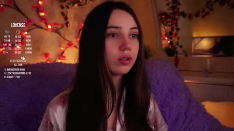 Jessica online show from November 2025 04:04:01 AM