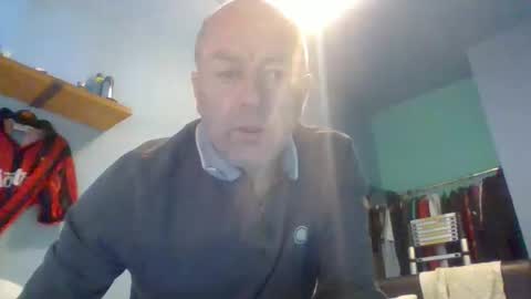 burnleyguy1977 online show from April 2026 08:41:01 AM