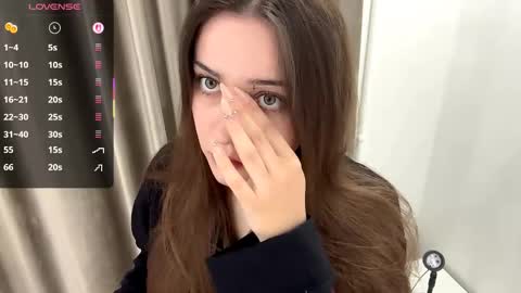 Hexy online show from October 2025 11:46:02 PM