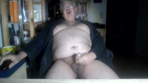 Snapshot of busibaer666 chatting on September 2025 01:28:01 AM busi online show from September 2025 01:28:01 AM