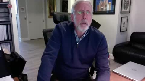 Snapshot of bustinout99 chatting on February 2025 10:37:01 PM afternoon wood online show from February 2025 10:37:01 PM