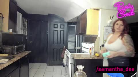 Snapshot of busty_geek48 chatting on March 2025 01:58:01 AM Samantha Dee online show from March 2025 01:58:01 AM