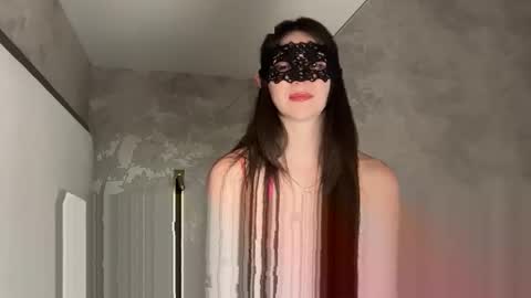 busy_bee69 online show from May 2026 11:53:01 PM