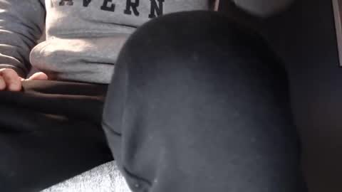 Butch online show from November 2025 03:11:01 PM