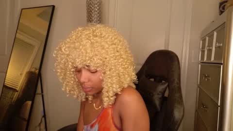 butterfly booty online show from December 2025 01:44:01 AM