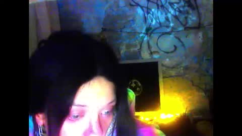 Snapshot of butytoy chatting on January 2026 01:43:02 AM butytoy online show from January 2026 01:43:02 AM