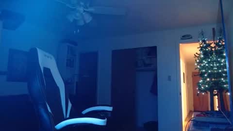 bwall1425 online show from December 2024 05:55:02 AM