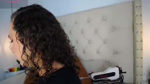 Snapshot of bycandy_ chatting on January 2026 01:15:01 PM bycandy_ online show from January 2026 01:15:01 PM