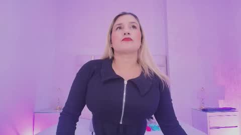 Carolina online show from March 2026 03:00:02 AM