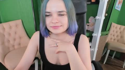 Gina online show from December 2025 09:40:01 AM