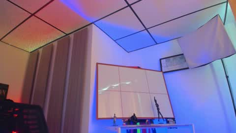 Snapshot of caitlingomez0 chatting on October 2025 02:29:01 PM caitlingomez0 online show from October 2025 02:29:01 PM