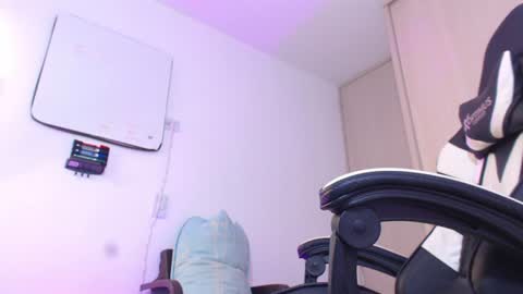 Valerio  online show from July 2026 10:53:02 PM