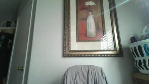 calbry82 online show from November 2025 05:56:01 PM