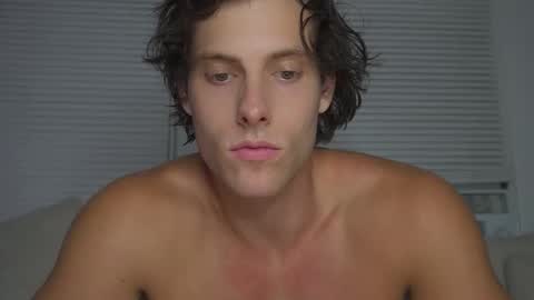Alex Stone online show from October 2025 04:57:01 AM