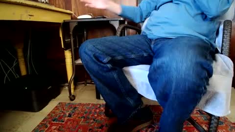 Snapshot of cali1962 chatting on January 2025 10:46:02 PM Cal online show from January 2025 10:46:02 PM